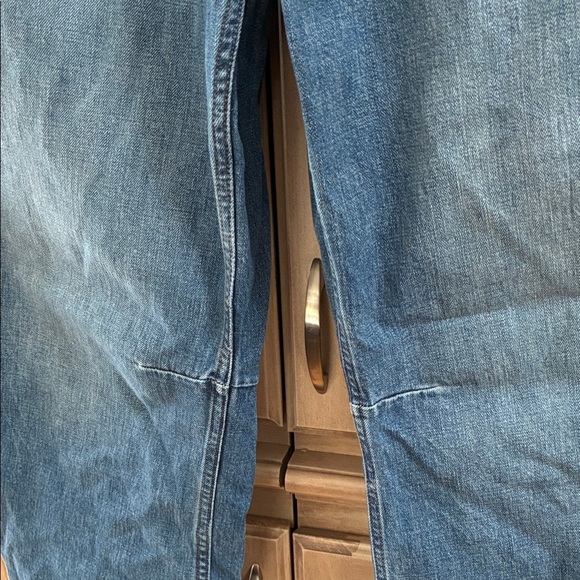 Old Navy Sz 8P high rise barrel leg jeans LN - Picture 3 of 6